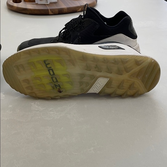 Two pair of Nike air max golf shoes. Size 12. - Picture 6 of 9